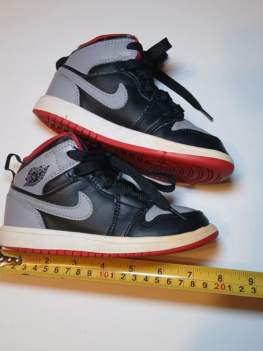 Nike youth high